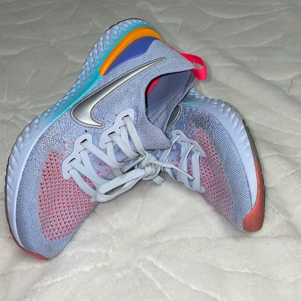 Perfect Condition Girl's Epic React Nike